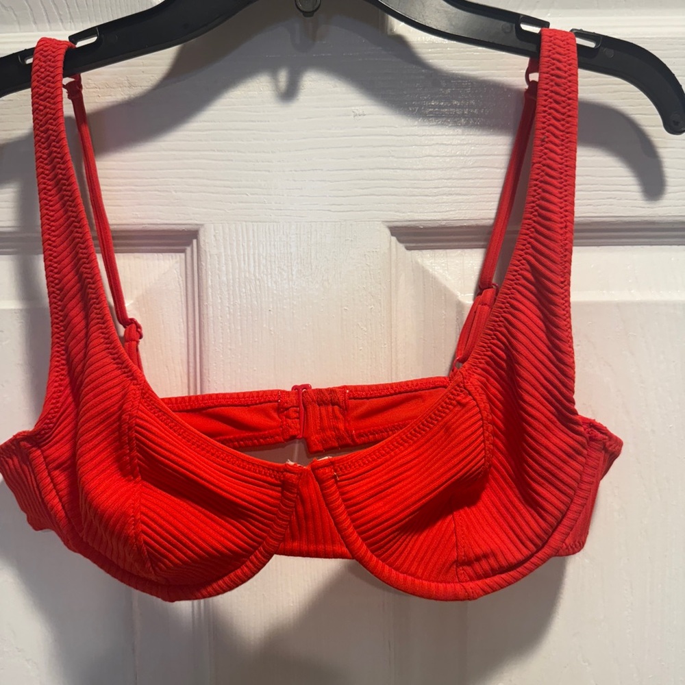 PacSun Vibrant Red Ribbed Bra